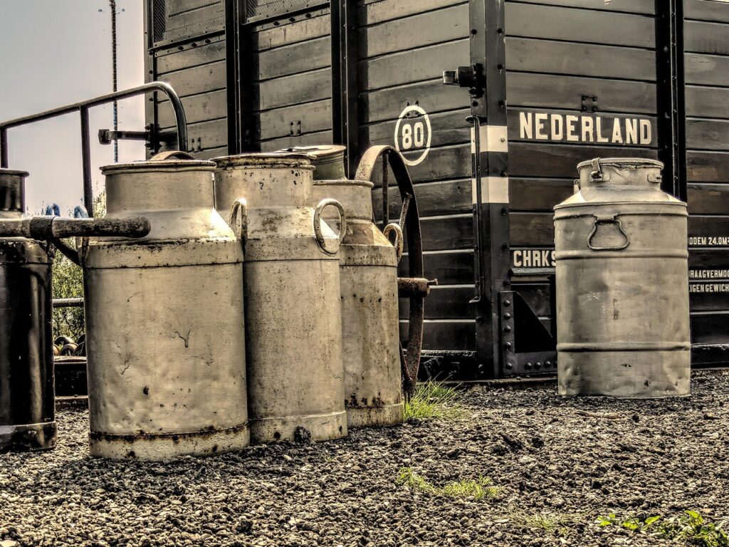 途中解約の手数料はいくらかかるの？